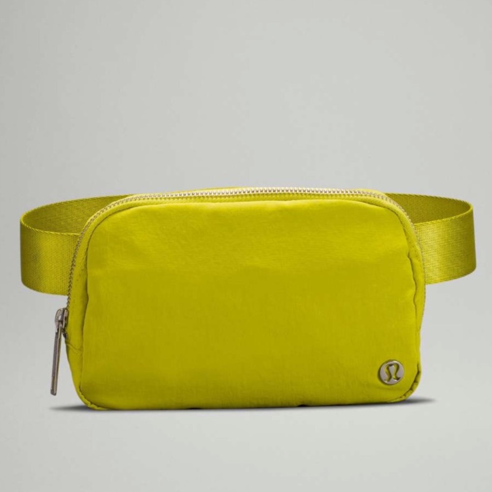 OG Lululemon Everywhere Belt Bag 1L in Yellow Serpentine